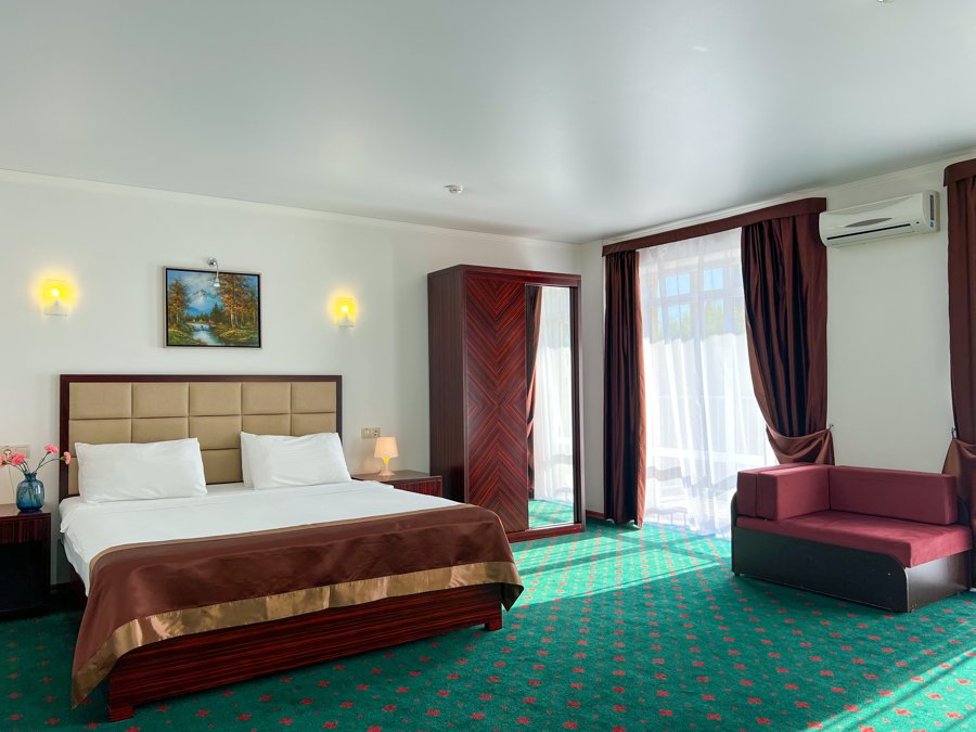 Номер «2-местный 1-комнатный люкс» — Wellness Park Hotel Gagra — фото 3